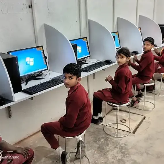 Arvind Public School -Jalalpur --Computer Labs Facility